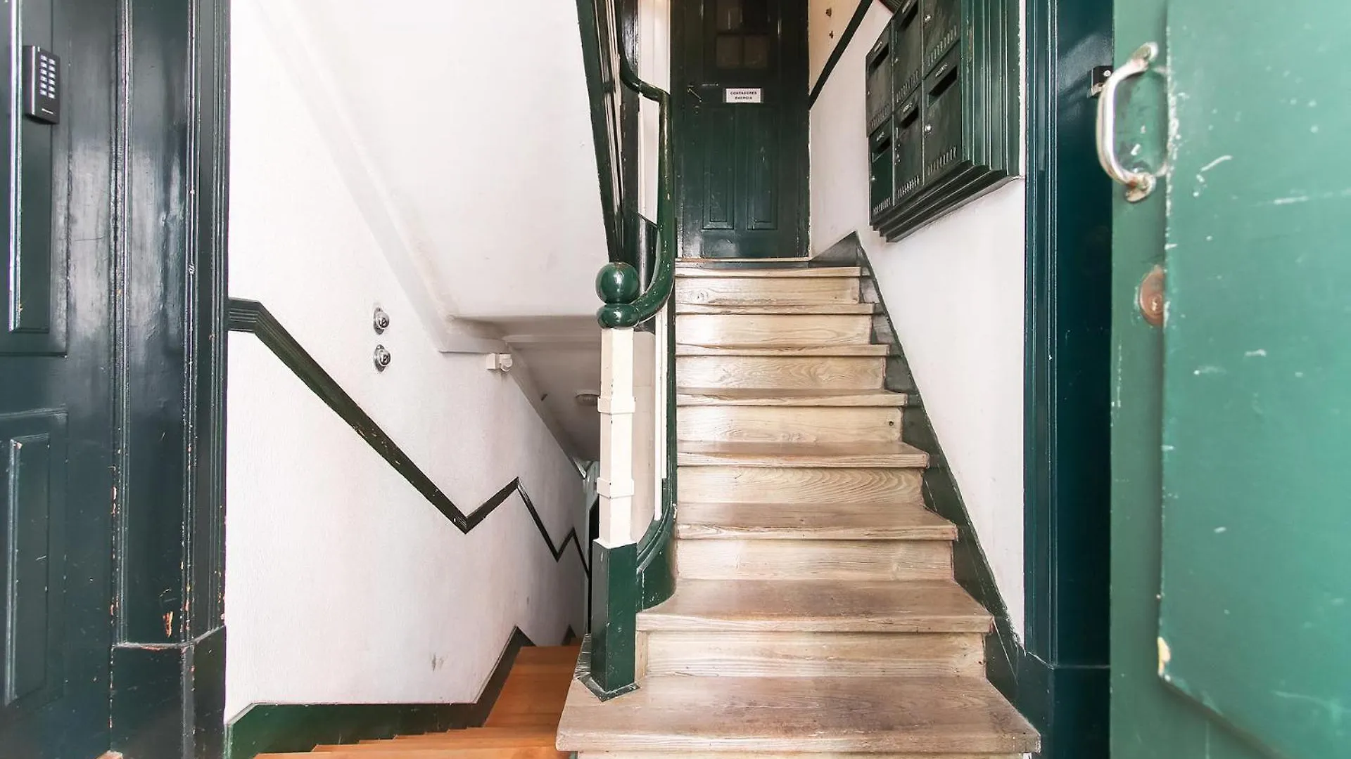 Principe Real Deluxe By Homing Apartment Lisbon
