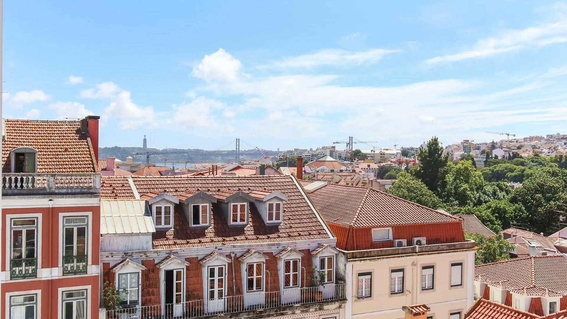 Principe Real Deluxe By Homing Apartment Lisbon